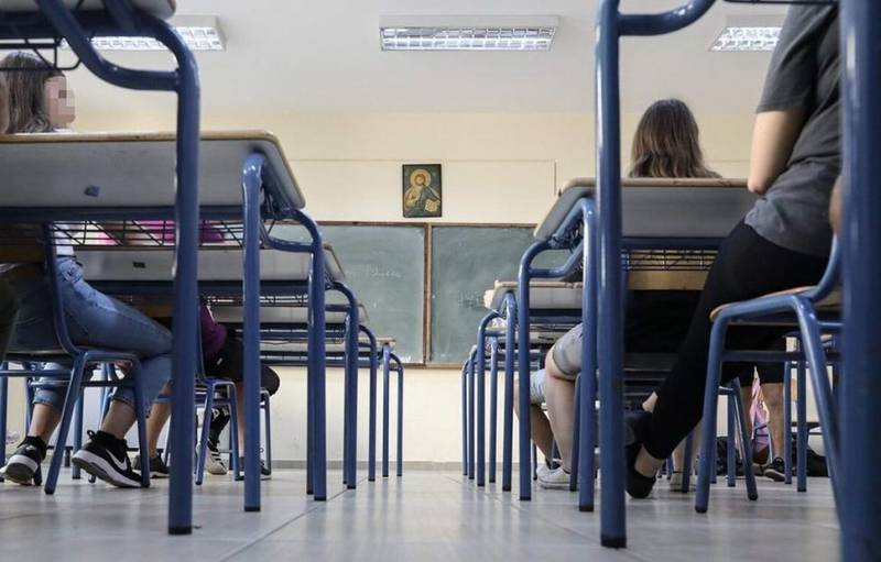 Ηράκλειο: Μαθητές γυμνασίου βρέθηκαν ημιλιπόθυμοι σε τουαλέτα σχολείου!