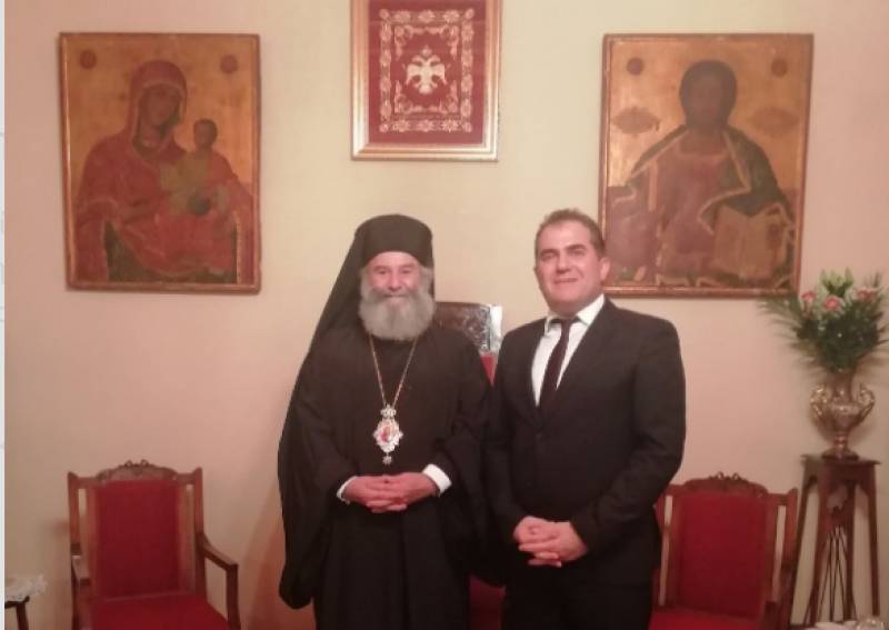 Στον μητροπολίτη Μάνης Χρυσόστομο ευχήθηκε ο Βασιλόπουλος