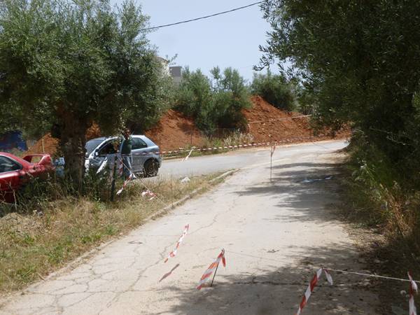 Εκλεισε το δρόμο σε 20 οικογένειες, γιατί δεν τον αποζημιώνει ο Δήμος Καλαμάτας (βίντεο)