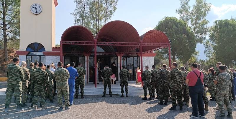 Αγιασμός για το άνοιγμα του στρατοπέδου Καλαμάτας