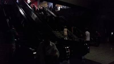 Πετράκος: Τα μπλακ άουτ είναι αποτέλεσμα της ιδιωτικοποίησης, διάσπασης και διάλυσης της ΔΕΗ