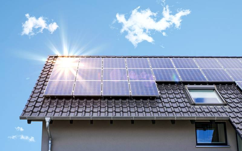 Τέλος Νοεμβρίου ξεκινά το πρόγραμμα «Φωτοβολταϊκά στη Στέγη»