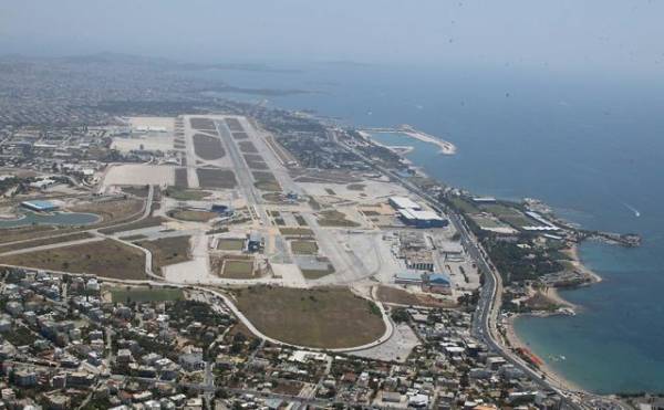 Κατά ιδιωτικοποιήσεων και υπέρ... ολιγαρχών