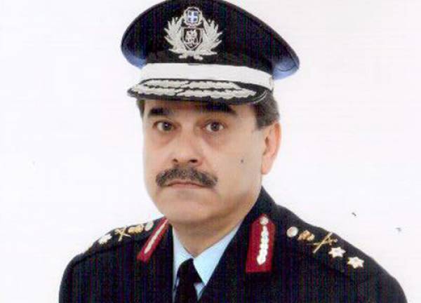 Η βόμβα της λαθρομετανάστευσης | Ηλίας Μητσέας