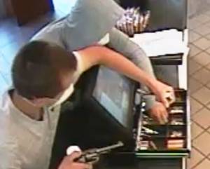 Αθώος για ληστεία σε μπαρ της Κυπαρισσίας