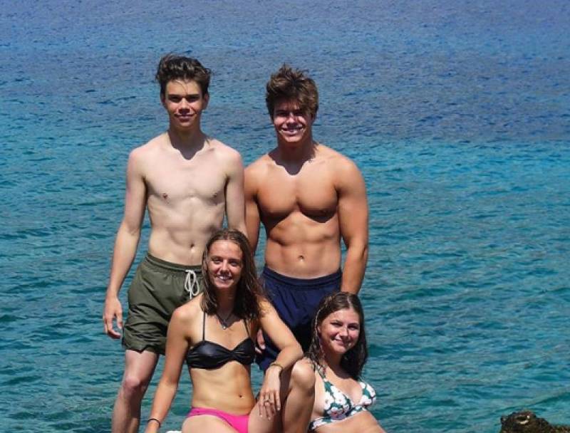 Διακοπές στη Μάνη για τους εγγονούς της πριγκίπισσας Μαργαρίτας (Φωτογραφίες)