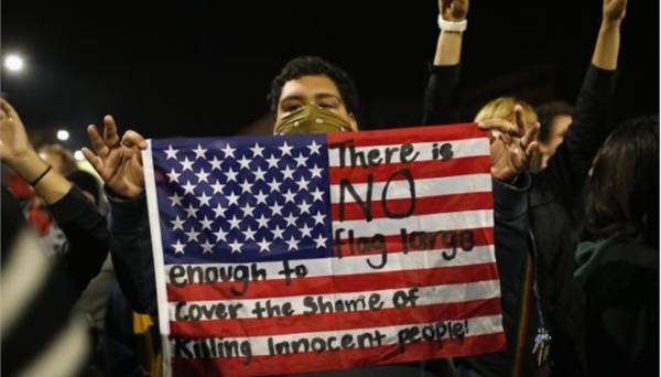 Ομπάμα: Ο ρατσισμός έχει βαθιές ρίζες στις ΗΠΑ