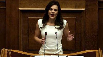 Έ. Αχτσιόγλου: Η διάταξη δεν αλλάζει τον τρόπο λήψης απόφασης για απεργία