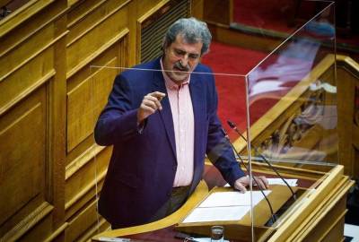 Πολάκης σε Μητσοτάκη: Είσαι άσχετος και επικίνδυνος