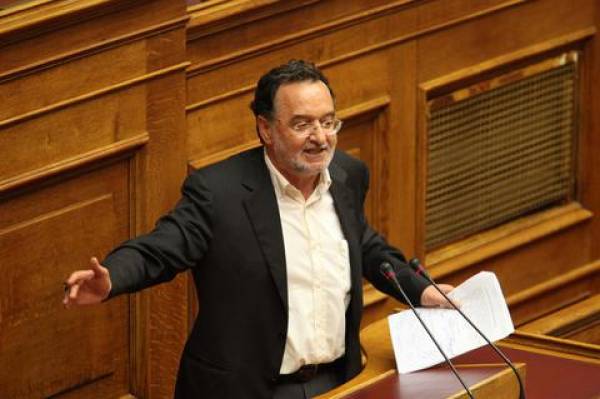 Λαφαζάνης: Αντιδημοκρατικό παραλήρημα του πρωθυπουργού