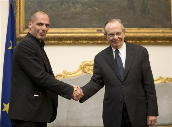 Βαρουφάκης: Συμφωνία-γέφυρα έξι εβδομάδων και τέλος της ελληνικής κρίσης από τον Ιούνιο