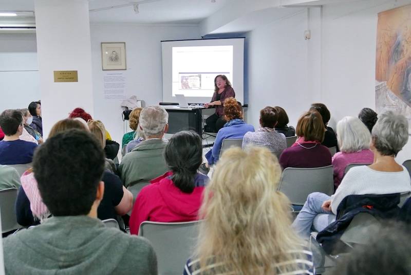 Διάλεξη της Χριστίνας Πετροπούλου: “Οι Ελληνόφωνοι της Καλαβρίας πέρα από τον μύθο”