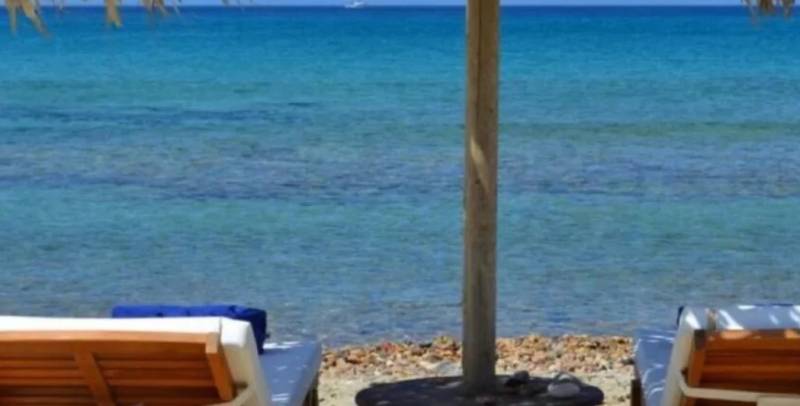 Πάτρα: Άγριος καβγάς για μια «πιασμένη» ξαπλώστρα