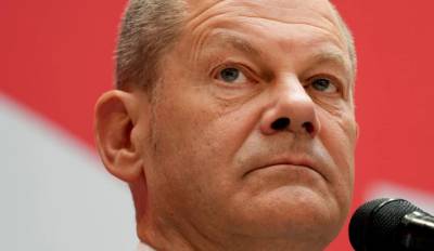 Σολτς: Ανοιχτό το ενδεχόμενο ρωσικής στρατιωτικής εισβολής «ευρείας κλίμακας» στην Ουκρανία