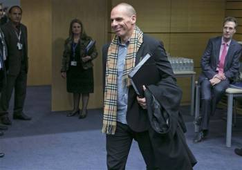 Βαρουφάκης: Οι μέθοδοι της τρόικας είναι σαν τα βασανιστήρια της CIA