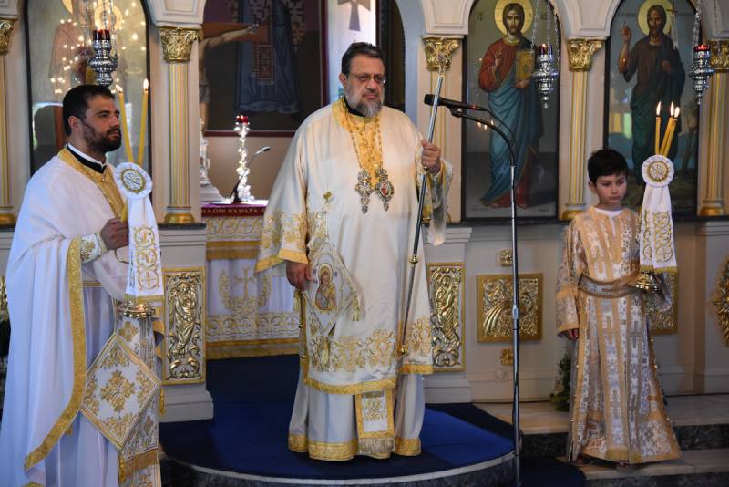 Με λαμπρότητα η Φοινικούντα γιόρτασε την πολιούχο της, Παναγία Τριχερούσα