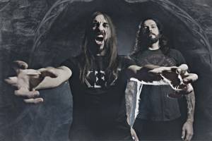 Ο frontman των Rotting Christ Σάκης Τόλης στην "Ε": "Θα συνεχίσουμε να παίζουμε ελληνικά, αισθανόμενοι εργάτες της μουσικής"