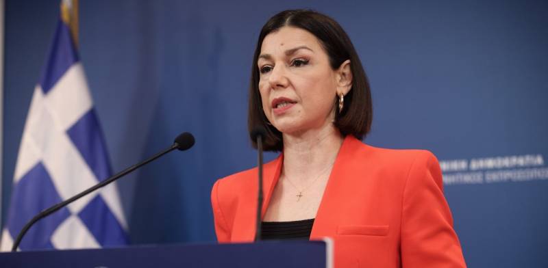 Πελώνη: «Οχι» στα προνόμια εμβολιασμένων μέχρι να ανοίξει η πλατφόρμα για όλους (Βίντεο)