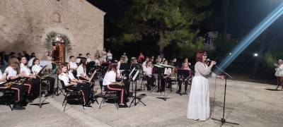 Λαμπρός εορτασμός στην Παναγία Βλαχέρνας