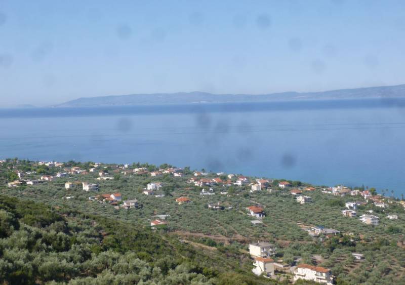 Ερώτηση Λαμπρόπουλου για αντικειμενικές αξίες της Μικρής Μαντίνειας