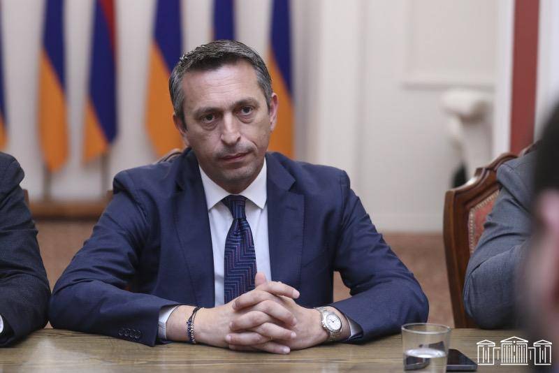 Επίθεση ΠΕΜΕΤΕ κατά Μαντά: Αντιπαράθεση για την ΠΟΠ Ελιά Καλαμάτας