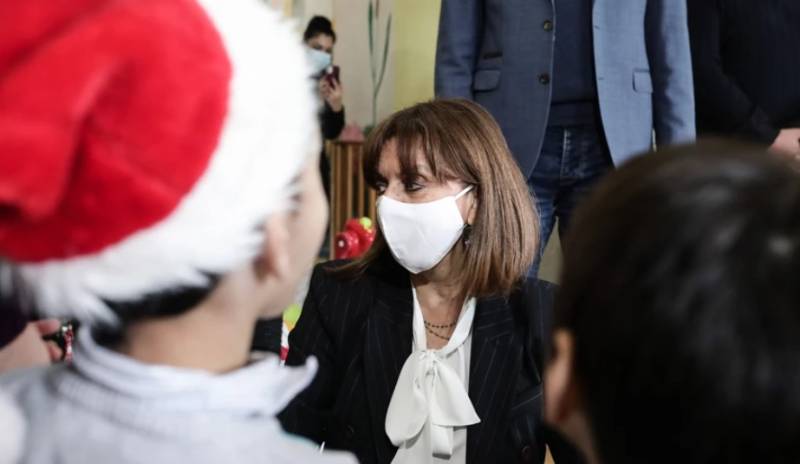 Σακελλαροπούλου: Τα παιδάκια που στερούνται το οικογενειακό περιβάλλον επιζητούν την ασφάλεια και την αγάπη