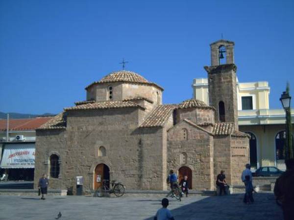 Εργα ομβρίων στους Αγίους Αποστόλους