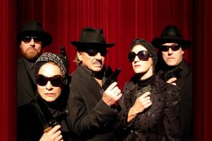 Απολαυστική παράσταση του ΔΗΠΕΘΕΚ με "39 σκαλοπάτια"