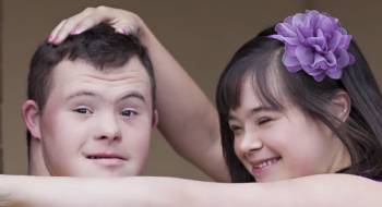 Θα αγαπούσατε ένα άτομο με αναπηρία; (βίντεο)