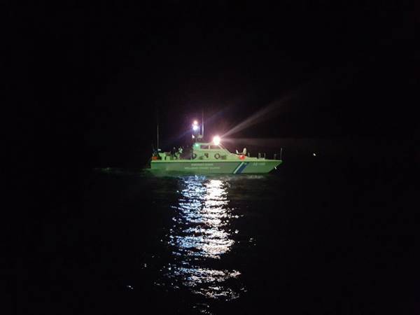 Περιπολίες με πλωτό σκάφος