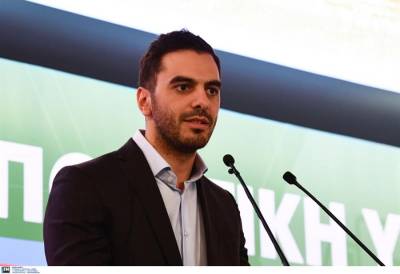 Χριστοδουλάκης: Συνειδητή επιλογή της κυβέρνησης η εγκατάλειψη των μικρομεσαίων επιχειρήσεων εν μέσω πανδημίας κι ακρίβειας