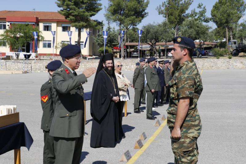 9ο Σύνταγμα Πεζικού Καλαμάτας: Πτυχία σε αποφοίτους ΣΠΕΝ (βίντεο)