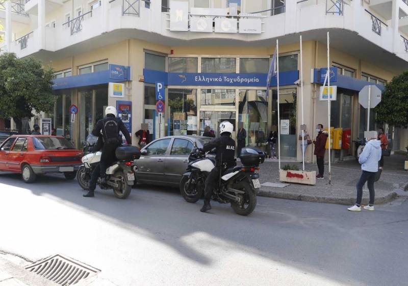Μόνο πρωινή λειτουργία για τα ΕΛΤΑ Καλαμάτας!