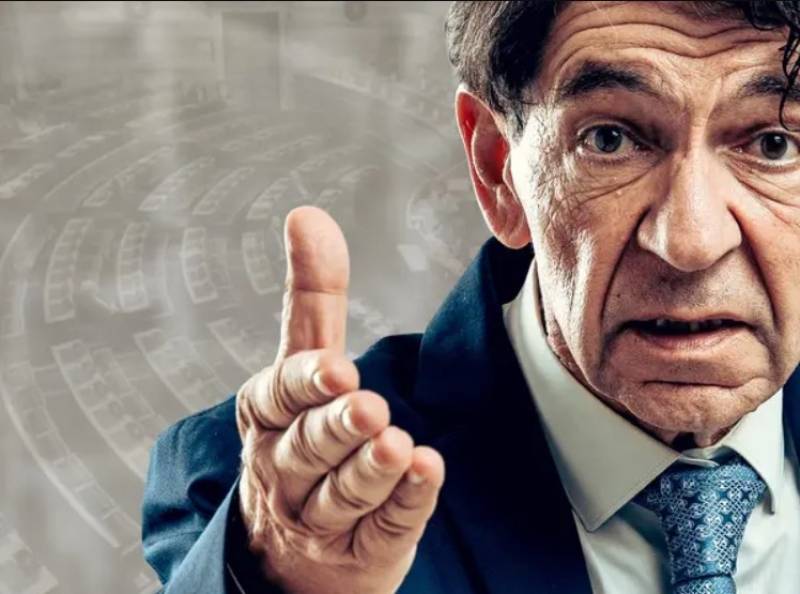 «Εκτός ύλης reloaded» στο Πνευματικό Κέντρο Καλαμάτας