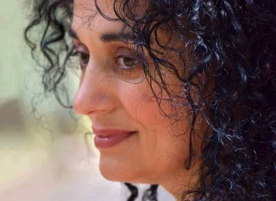 Μουσική βραδιά με την Καίτη Κουλλιά στο προαύλιο του Μεγάρου Χορού Καλαμάτας