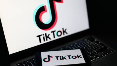 Η αλβανική κυβέρνηση αναστέλλει την απαγόρευση του Tik Tok