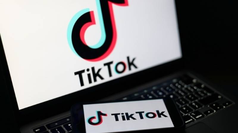 Η αλβανική κυβέρνηση αναστέλλει την απαγόρευση του Tik Tok