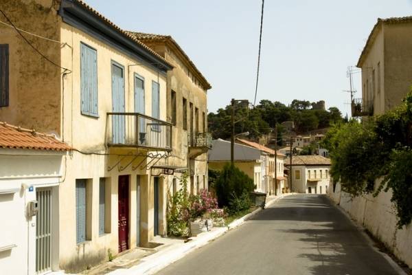 Περίπατος στην Ανω Πόλη Κυπαρισσίας