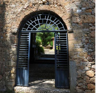 Διαμόρφωση της εισόδου στο Κάστρο