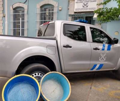 Καλαμάτα: Συλλήψεις στο λιμάνι για παράνομη πώληση υαλοκαθαριστήρων