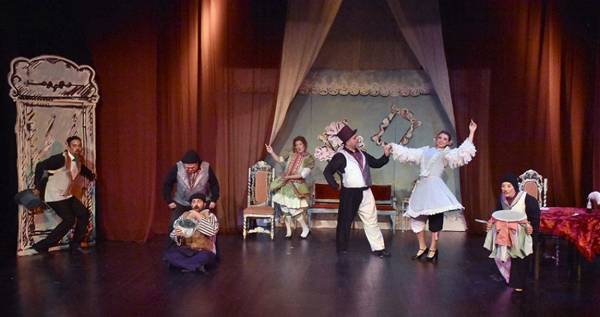 «Ο Φιάκας» στο ΔΗΠΕΘΕ Καλαμάτας σε σκηνοθεσία Φίλιππου Σοφιανού