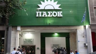 ΠΑΣΟΚ για Άδ. Γεωργιάδη: «Ποια αξιοπιστία έχει ένα πολιτικό πρόσωπο που επιχαίρει που τίθεται στο αρχείο μια υπόθεση που τον αφορά ως θύμα;»