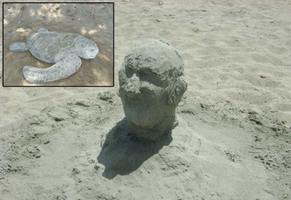 Kυπαρισσία: Δημιουργίες στην άμμο