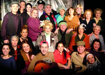 "Συν 1 - Μιχάλης Τούμπουρος": Εντατικές πρόβες για το "Σιγά … γκρεμός"