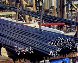 "Κυνηγοί μετάλλων" στα εργοτάξια του "Μορέα"