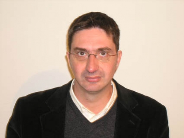 Απαντήσεις σε 20 ερωτήσεις: Σωτήρης Λαμπρόπουλος - Πρόεδρος Περιφερειακού Παραρτήματος ΓΕΩΤΕΕ «Τα φυτοφάρμακα μόνο με συμβουλή γεωπόνων»