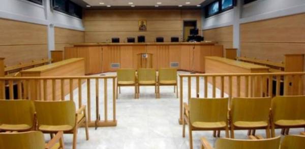 Συνεχίζουν την αποχή τους οι δικηγόροι Κυπαρισσίας