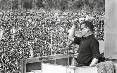 50 χρόνια από τη βίαιη ανατροπή του «ειρηνικού δρόμου»