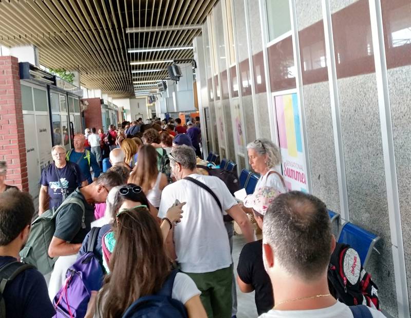 Ξεπέρασε τα όριά του το αεροδρόμιο Καλαμάτας