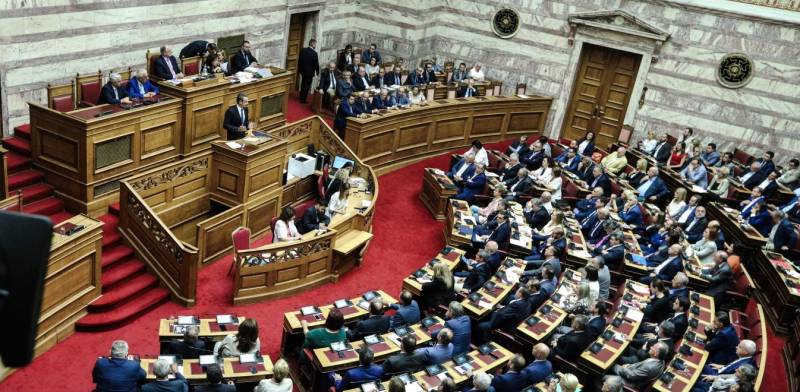 Προγραμματικές δηλώσεις Κυρ. Μητσοτάκη: "Όραμά μας ο νέος πατριωτισμός"